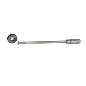 High precision three-point internal micrometer featuring self-centering carbide-tipped jaws and a 20°C calibration ring, designed for accurate 0.001mm inner diameter measurement in precision machining and quality control.